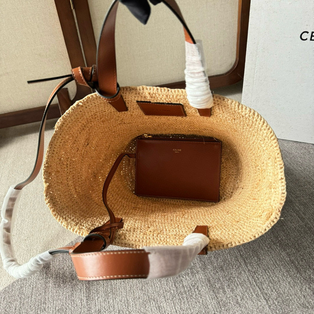 TEEN SUPPLE CELINE CLASSIC PANIER IN RAFFIA AND CALFSKIN TAN Luxe Carry Bags