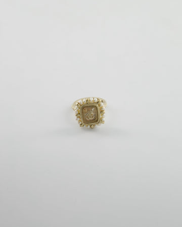 Top Quality Chanel Antique Champagne Gold Square Ring with Pearl and CC Logo Detail
