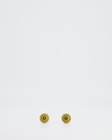 Top Quality Chanel   Yellow Gold and Black CC Logo Round Clip-On Earrings