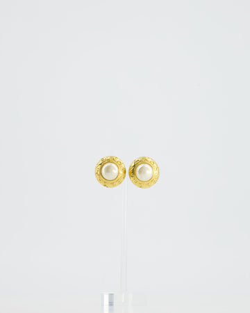 Top Quality Chanel   Gold Round Logo with Pearl Clip-On Earrings