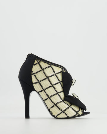 Top Quality Chanel Black and White Open-Toe Heels with Sequin Embellishments Size EU 37.5