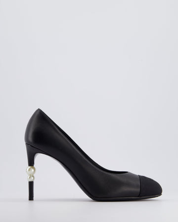 *HOT* Top Quality Chanel Black Leather Pumps with Pearls & CC Logo Details Size EU 40C