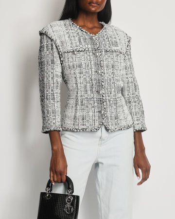 Top Quality Chanel White and Black Runway Tweed Jacket with Pearl Detail FR 42 (UK 14)