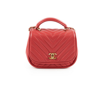Top Quality Chanel Lambskin Reverse Chevron Round Flap Bag