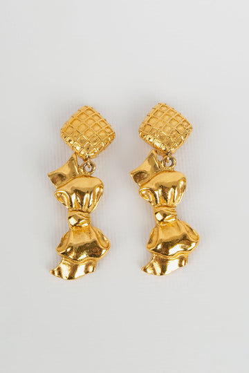 Boucles d'oreilles dor?©es Chanel