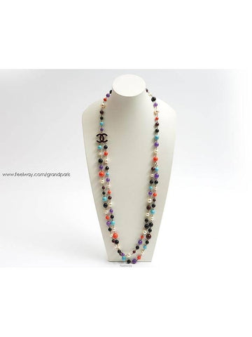 women necklace Chanel