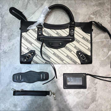 Luxe Carry - BGA Bags - 1167