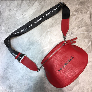 BLN-Ciaga Sling Bag In Red, For Women,  Bags 9.1in/23Luxe Carry