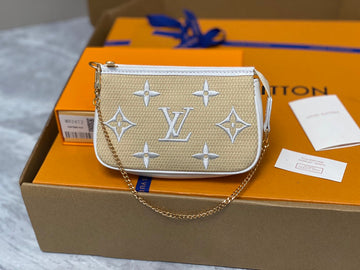 Luxe Carry - LV Bags - 15180