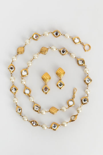 Parure perl?©e et strass?©e Chanel