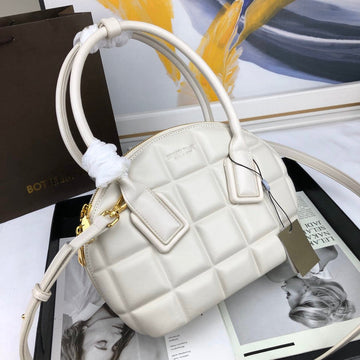 B-VENETA STYLISH HANBAGS FOR WOMEN - - 305