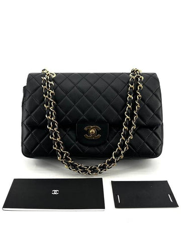 Lambskin classic medium shoulder bag Chanel