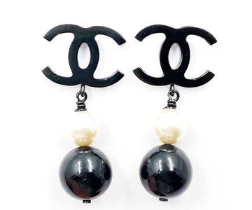 Top Quality Chanel Black CC Pearl Black Bead Dangle Piercing Earrings