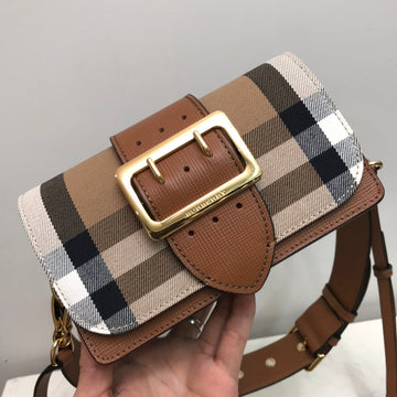 B-Berry - Luxe Carry  Small Bridle House Check And Buckle Crossbody Brown For Women, Bags 7.8in/20Luxe Carry