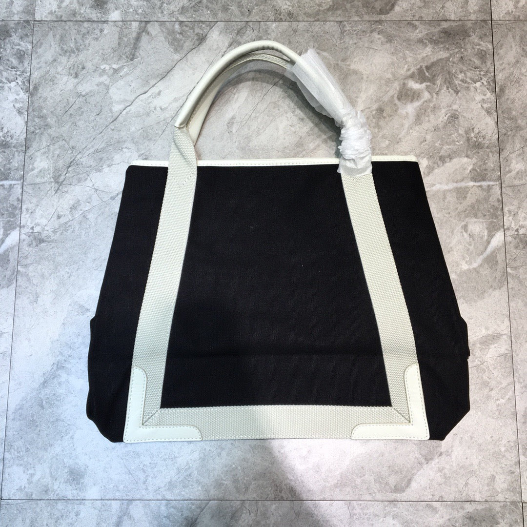 BLN-Ciaga Navy Medium Cabas Tote Bag In White, For Women,  Bags 14.1in/36Luxe Carry