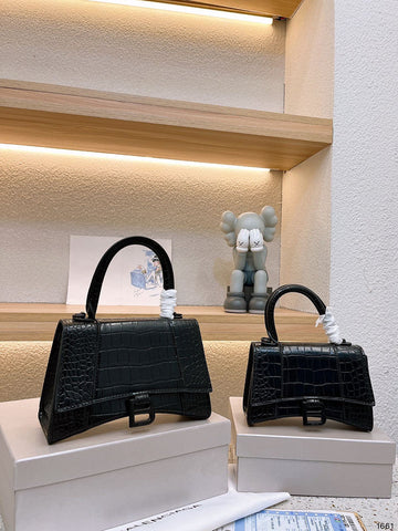 Luxe Carry - BGA Bags - 1571