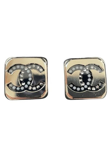 CC Logo Square Earrings Gold Chanel