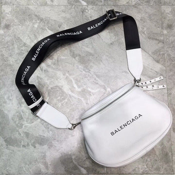 BLN-Ciaga Sling Bag In White, For Women,  Bags 9.1in/23Luxe Carry