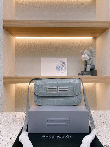 Luxe Carry - BGA Bags - 1347