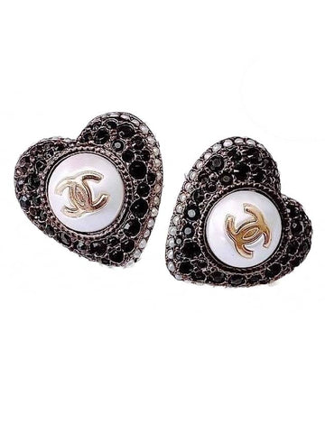 CC Heart Pearl Cubic Earrings Gold Black Chanel