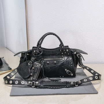 Luxe Carry -   BLN-CIAGA BAGS - 678