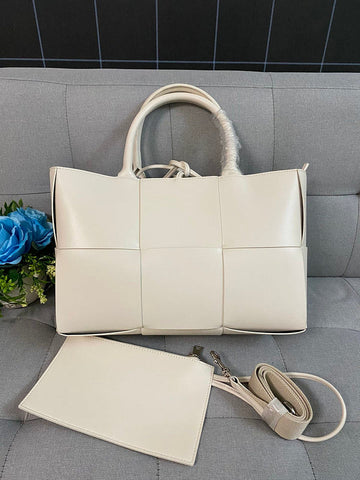 B-VENETA STYLISH HANBAGS FOR WOMEN - 259