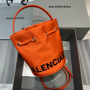 BLN-Ciaga Le Cagole Medium Bucket Bag In Orange, For Women,  Bags 11.8in/30Luxe Carry