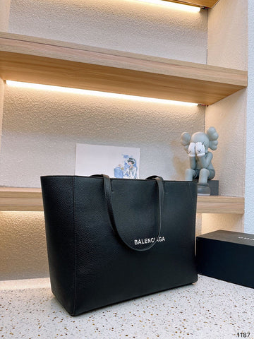 Luxe Carry - BGA Bags - 1572