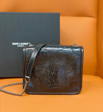 Luxe Carry - YSL Bag - 2085