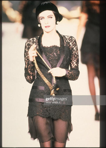 Ensemble en dentelle Top Quality Chanel Automne 1991