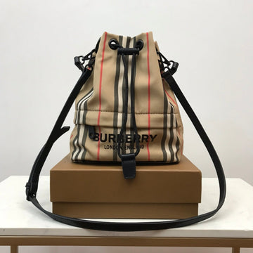 B-Berry - Luxe Carry  Icon Stripe NyLuxe Carryn Drawcord Pouch Archive Beige For Women, Bags 7.7in/19.5Luxe Carry