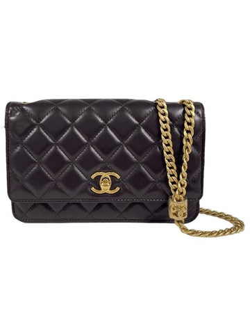 CC Logo Chain Lambskin Cross Bag Navy Chanel