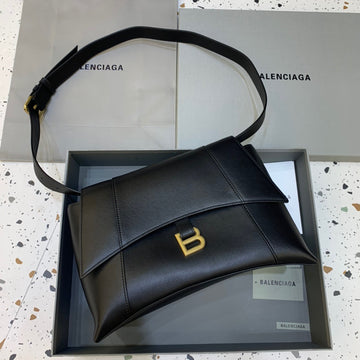 BLN-Ciaga Downtown Medium Shoulder Bag In Black, For Women,  Bags 12.6in/32Luxe Carry