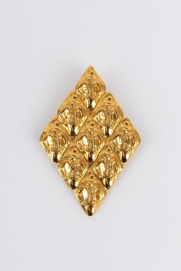 Broche dor?©e Chanel