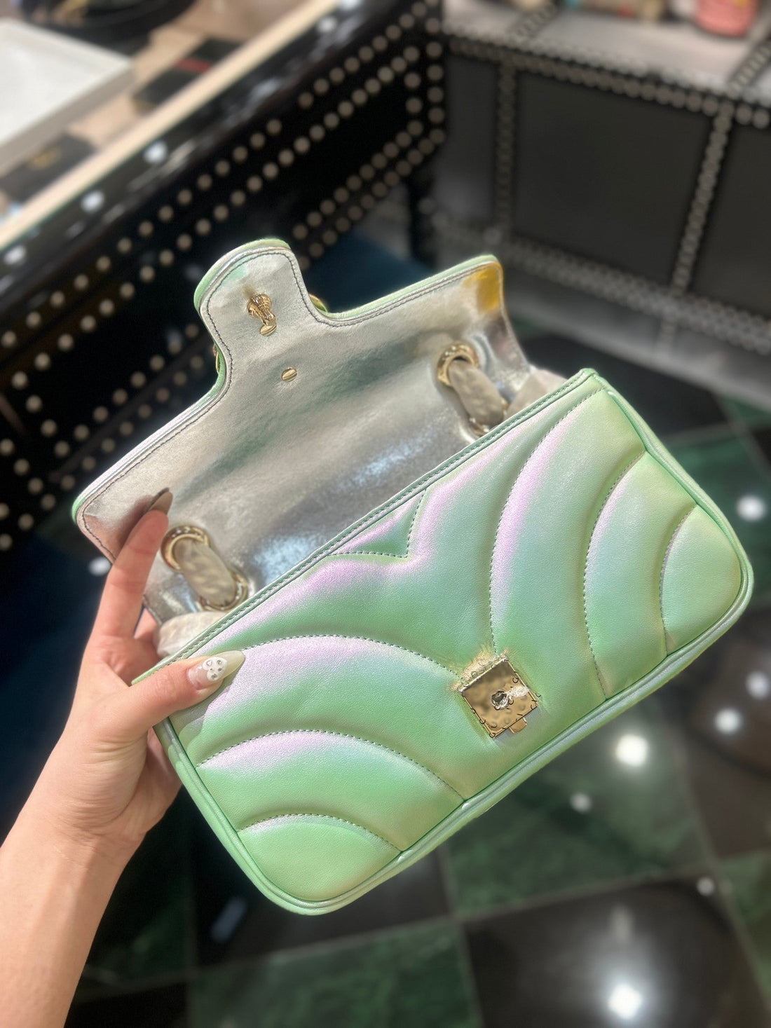 GG MARMONT 26 MEDIUM SHOULDER BAG GREEN IRIDESCENT CALFSKIN by Luxe Carry