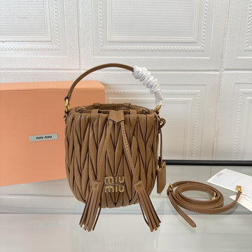 MATELASSÉ SMALL HANDBAG 17 IN BROWN LAMBSKIN Luxe Carry Bags