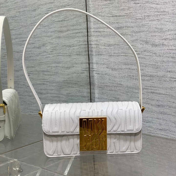 FLAP BAG 18 WHITE QUILTED ALLOVER CALFSKIN Luxe Carry