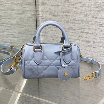 GROOVE MINI 17 BAG IN LIGHT BLUE LAMBSKIN By Luxe Carry