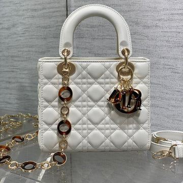 SMALL 20 LADY BAG IN WHITE MACROCANNAGE LAMBSKIN WITH GOLD HARDWARE Luxe Carry Bags