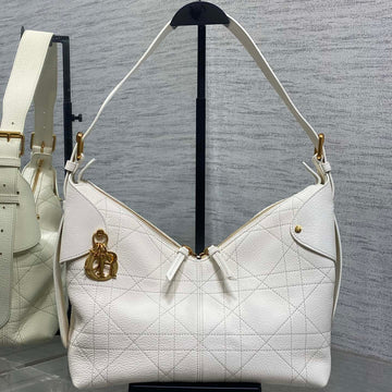 DIOR 25S MEDIUM VOYAGE BAG 28 IN IVORY FLAT MACROCANNAGE GRAINED CALFSKIN Luxe Carry
