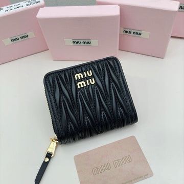 SMALL MATELASSÉ WALLET 10 IN BLACK LEATHER Luxe Carry