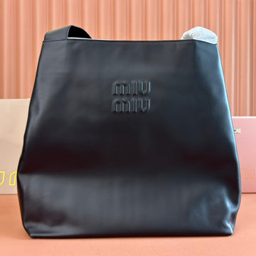 LARGE HOBO TOTE BAG 46 IN BLACK CALFSKIN Luxe Carry