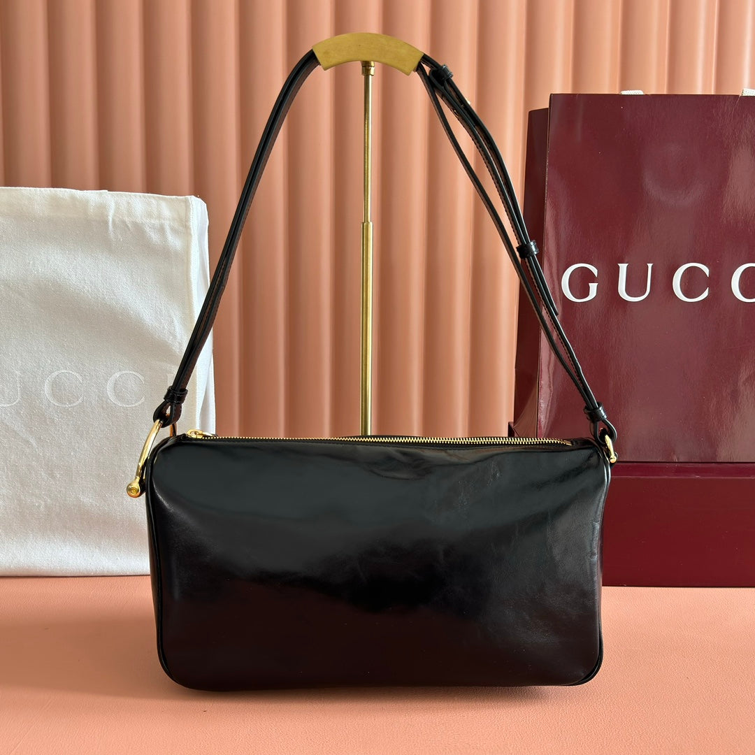 GUCCI 26S SHOULDER BAG 31 IN BLACK SHINY CALFSKIN Luxe Carry Bags