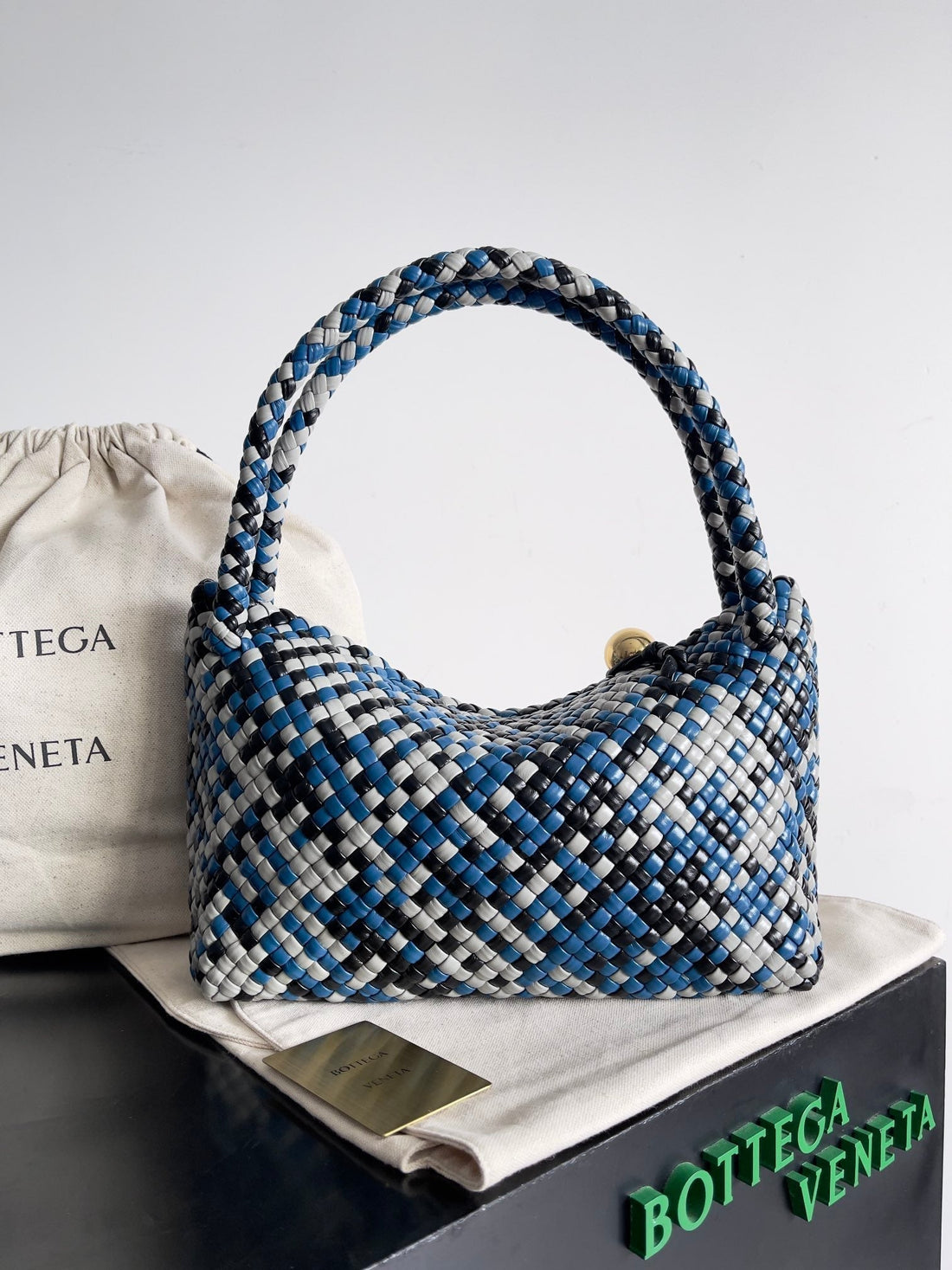 TOSCA SHOULDER BAG 27 IN BLUE MIX BLACK AND WHITE LAMBSKIN Luxe Carry