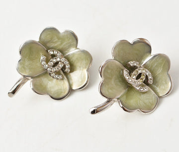 Top Quality Chanel Clover Motif Rhinestone Earrings Clip/Stud