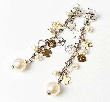 Top Quality Chanel Clover/Heart Motif Swing Pearl Earrings, Silver/Gold, Metal/Faux Pearl