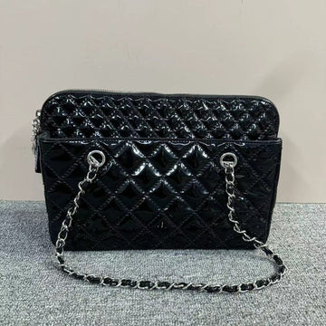 Top Quality Chanel Quilted Black Patent Leather Shoulder Bag Medium