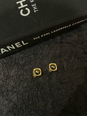 Top Quality Chanel Black Gold Ear Clips Earrings