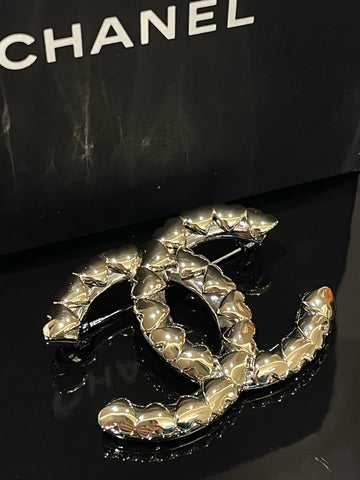 Top Quality Chanel 22B CC Heart Brooch Gold Brooches