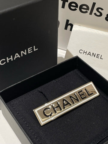 Top Quality Chanel 21B Plate Brooch Gold Brooches